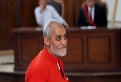 شكوى في نقابة الصحفيين ضد صحيفة الأخبار الانقلابية بسبب عنوان غير لائق عن" فضيلة المرشد"