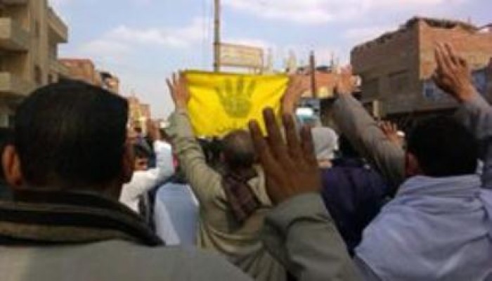 وقفة بالشوبك/ الصف تتحول لمسيرة حاشدة ضد الانقلاب