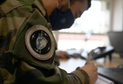 مقال لعسكريين فرنسيين يثير الجدل ويذكّر بالانقلابات