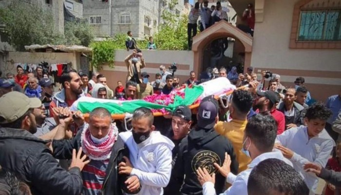 تشييع طفل فلسطينى بعد احتجاز الاحتلال جثمانه 3 سنوات