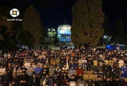 رغم إجراءات الاحتلال.. الآلاف يؤدون صلاة الفجر في الأقصى (صور)