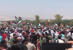 أردنيون يطالبون السلطات بفتح الحدود لنصرة إخوانهم الفلسطينين