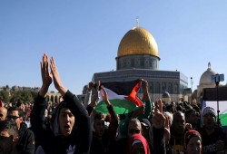 جماهير الضفة والقدس تلبّي دعوات النفير وتخرج للميادين