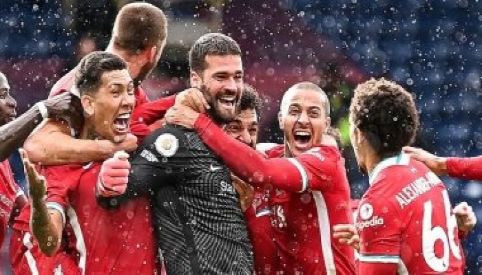 موعد مباراة ليفربول ضد كريستال بالاس فى الدوري الانجليزي والقناة الناقلة