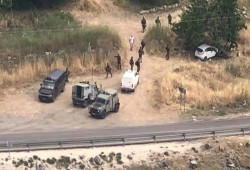 استنفار وزعر الاحتلال بعد إطلاق فلسطينيون النار  بمستوطنة بالخليل