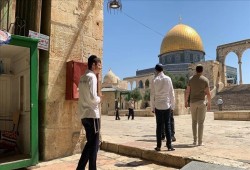 عشرات المستوطنين يجددون اقتحاماتهم للمسجد الأقصى