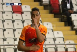 المنتخب  الأولمبي يرد على موقف جالاتا سراي بشأن مصطفى محمد