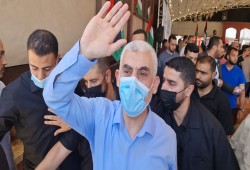 السنوار: أقسم أننا على موعد قريب للصلاة في الأقصى محرراً مطهراً