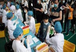 إيطاليا تنهي في 28 الجاري العمل بإلزامية وضع الكمامات في الهواء الطلق