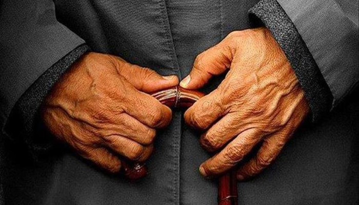 9 عادات يومية تهددك بالشيخوخة المبكرة