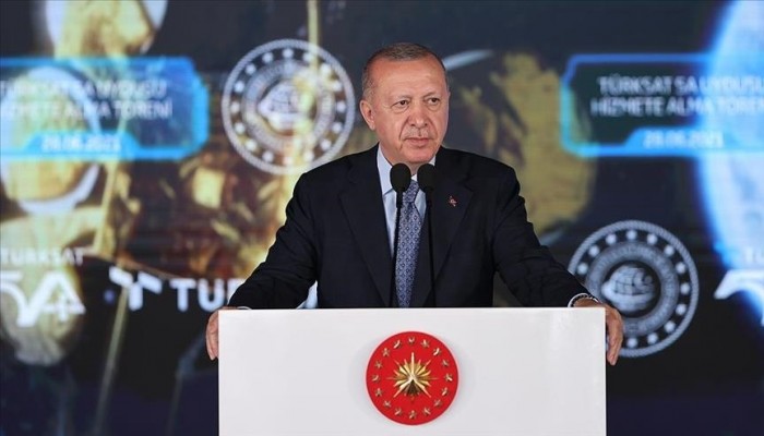 أردوغان يعلن إطلاق القمر الصناعي “توركسات 5 بي” خلال 2021