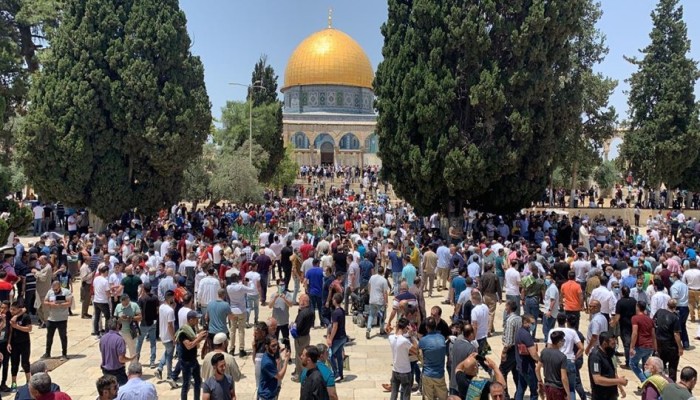 35 ألفا يؤدون صلاة الجمعة في رحاب المسجد الأقصى