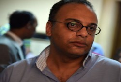 إدارة بايدن تحذّر السيسي بعد إحالة ناشط حقوقي للمحاكمة