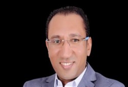 اعتقال صحفي بالجزيرة مباشر من مطار القاهرة لدى عودته إلى مصر