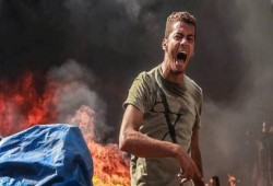 "#رابعة_تشهد" يتصدر مصرياً في الذكرى الثامنة للمذبحة