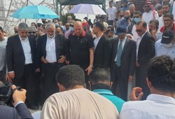 هنية خلال تشييع غوشة: نودع رجلا صادقا حمل راية فلسطين ولواء المقاومة