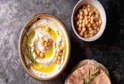 مفيد للوزن وضبط السكر في الدم.. إليك 6 فوائد لتناول الحمص