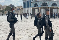 الاحتلال يقتحم الأقصى ويقمع مسيرة مساندة للأسرى