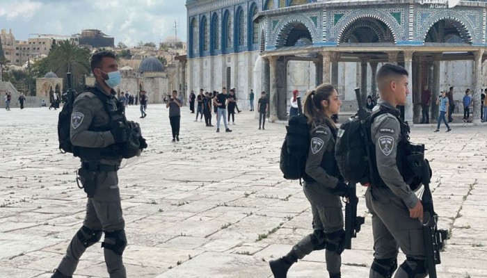 الاحتلال يقتحم الأقصى ويقمع مسيرة مساندة للأسرى