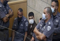 الاحتلال يُمدد توقيف أسرى "نفق الحرية"