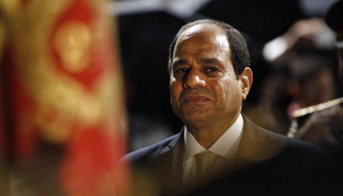 ديون مصر ترتفع أكثر من 3 أضعاف في عهد السيسي