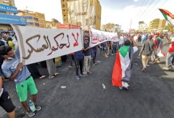 11 قتيلا في تظاهرات السودان.. وعصيان مدني