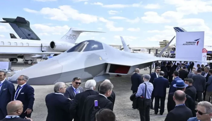 تركيا تعمل على طائرة حربية تنافس اف16