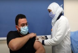 صحة الانقلاب تمهل المواطنين 13 يوم للتلقيح ضد كورونا .. وإلا