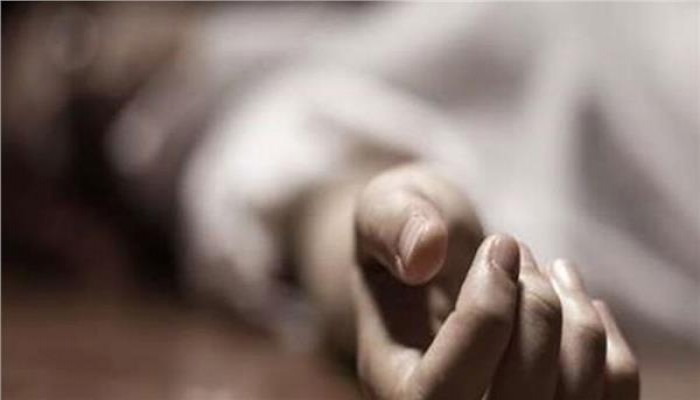 انتحار فتاة ابتُزت بصور مفبركة يثير تساؤل المصريين.. أين الأمن؟