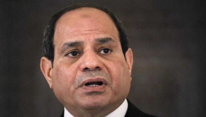 جاسوس السيسي في أمريكا يثير سخرية مواقع التواصل