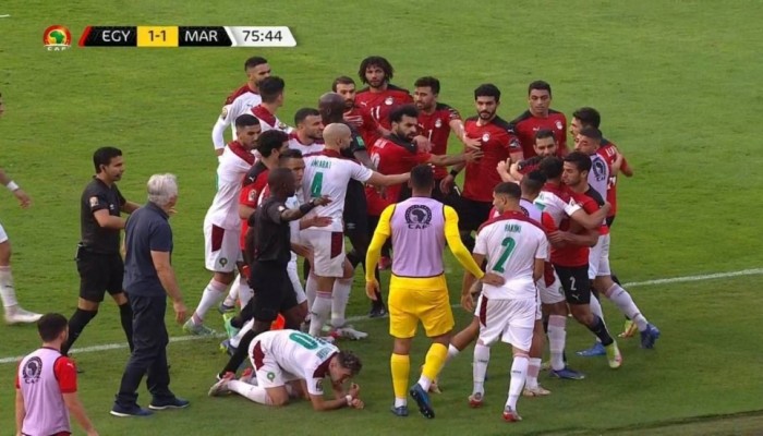 عقوبات قاسية على مصر والمغرب بعد أحداث مباراة دور الثمانية بالكان