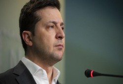 أوكرانيا توافق على إجراء محادثات مع روسيا عند الحدود مع بيلاروسيا وتشدد: لن نستسلم خلال المفاوضات