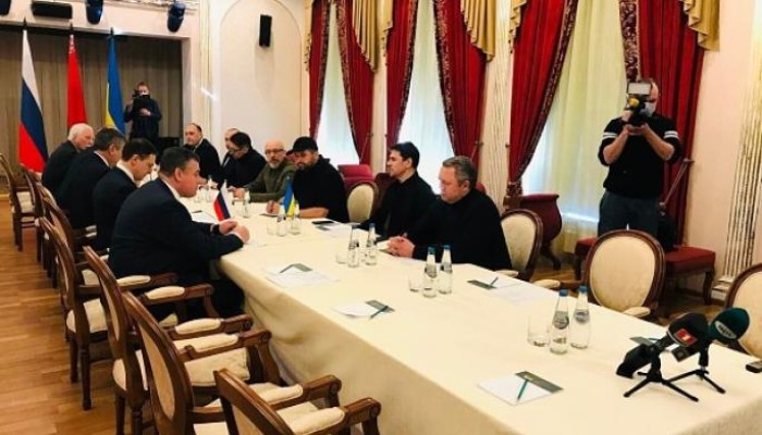 بدء المفاوضات الأوكرانية الروسية في بيلاروسيا... وكييف تشترط وقفاً لإطلاق النار