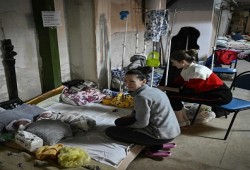 مستشفيات أوكرانيا تشكو من نقص مستلزمات علاج جرحى الحرب ومصابي كورونا