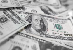 كيف تسهم تحويلات المغتربين بالخارج في دعم الاقتصاد المصري؟