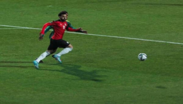 مصر تنتزع فوزا صعبا من أنياب السنغال