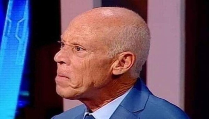 بلومبيرج: حل قيس سعيّد للبرلمان التونسي وتوجهه الاستبدادي لا يجب أن يمرا 