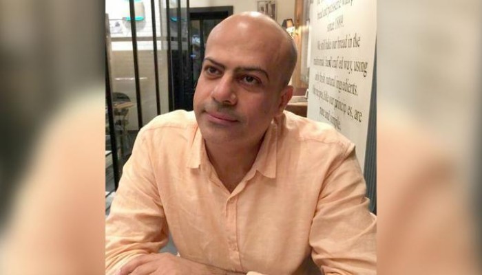 وفاة غامضة للخبير الاقتصادي "أيمن هدهود" بعد شهرين من إخفائه قسرياً