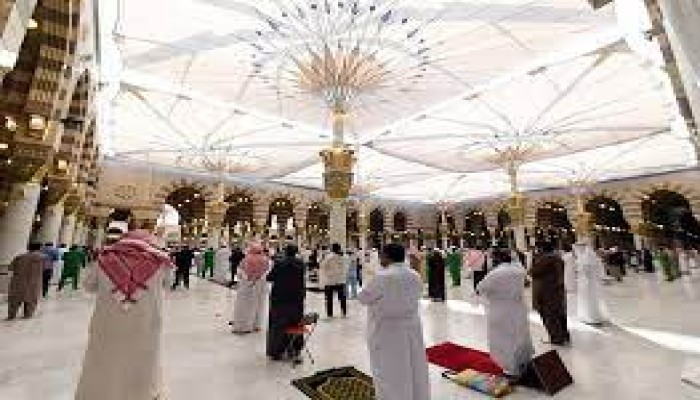 15 مليون مصل وزائر للمسجد النبوي والروضة منذ بدء رمضان