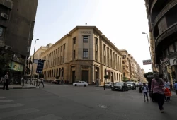 للمرة الأولى: أقساط الدين الحكومي وفوائده تلتهم 54% من الإنفاق بالموازنة المصري