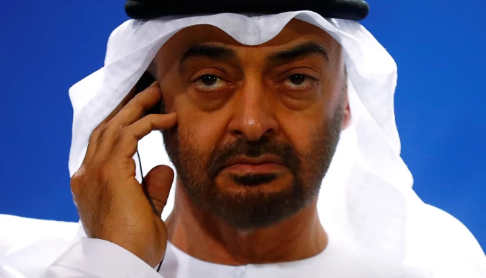 محمد بن زايد.. قائد الانفتاح على الغرب ومعاداة الربيع العربي