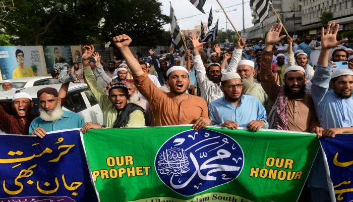 بعد أزمة الإساءة إلى النبي.. هل تُجبر الـ90 مليار دولار الهند على الاعتذار؟