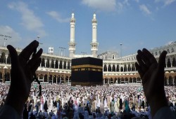 سرقة بالإكراه.. لماذا وصلت أسعار الحج الاقتصادي في مصر إلى 125 ألف جنيه؟