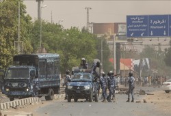 انتشار أمني كثيف وانقطاع الإنترنت قبيل مظاهرات بالخرطوم