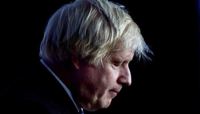 6 محطات شائكة دفعت جونسون إلى الاستقالة