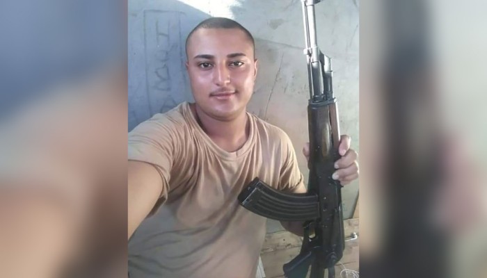الجيش يدعى انتحار مجند استشهد في سيناء.. وأهالي البصارطة يقطعون الطريق