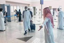 الحجاج المتعجلون يغادرون مكة.. وأفواج الزائرين تصل المدينة