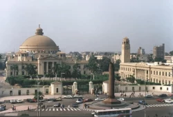 زيادة مهينة في رواتبهم.. أساتذة الجامعات يصرخون: لن نتساوى بـ"حمو بيكا"