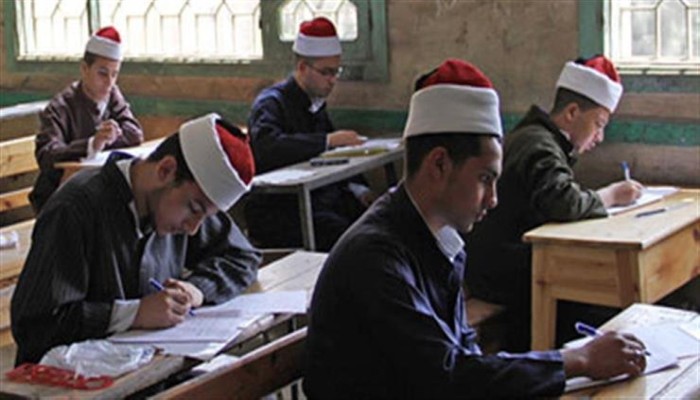 أوائل الثانوية الأزهرية : القرآن سر التفوق والصلاة حياتي