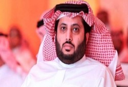 تلميحات الكترونية لدور لمحمود السيسي وراء مغادرة تركي آل الشيخ مصر